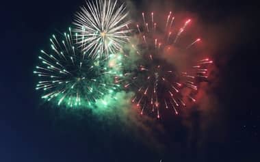 En Los Niches fue detenido sujeto que vendía fuegos artificiales en sus redes sociales