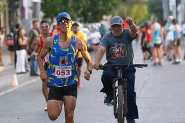 Más de 500 runners animaron una nueva versión de la San Silvestre curicana
