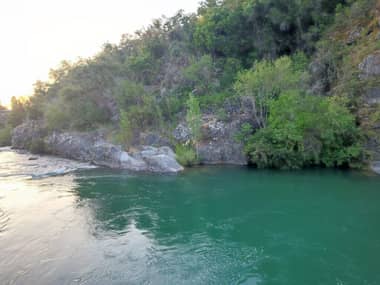 Buscan a hombre que desapareció en el río Ancoa de Linares