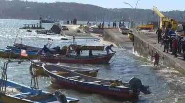 Encuentran cuerpo del niño de 4 años que fue arrastrado por el mar: su hermana y papá siguen desaparecidos