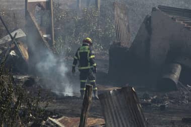 Confirman muerte de joven de 21 años en Ñuble: Fue atropellada tras correr de los incendios y sufrir quemaduras