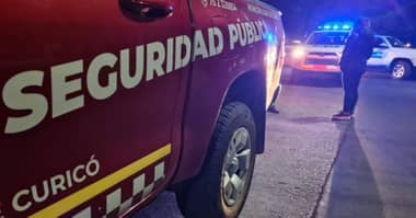 Chofer ebrio genera grave accidente tras colisionar con camioneta municipal en Curicó
