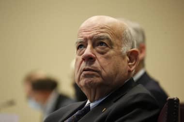 Senador Insulza (PS) y expresiones contra Carabineros: "Lo del perro Matapacos es una estupidez"