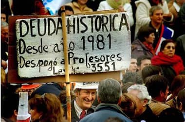 Colegio de Profesores de Curicó se suma a protesta nacional para exigir pago de deuda histórica