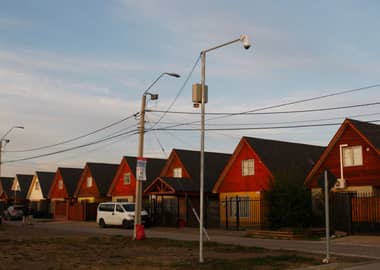 Municipio de Curicó inauguró sistemas de seguridad en villas Galilea y Víctor Domingo Silva