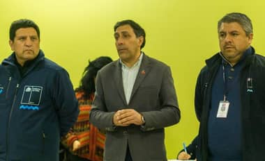 Autoridades comprometen agilizar conectividad en sectores afectados de rutas a Los Queñes