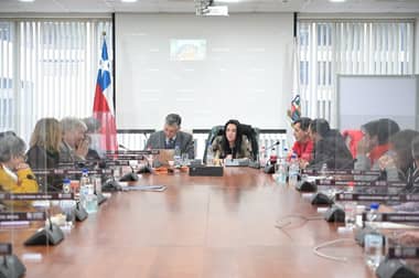 Maulinos eligieron a condecorados en el Día de la Región del Maule