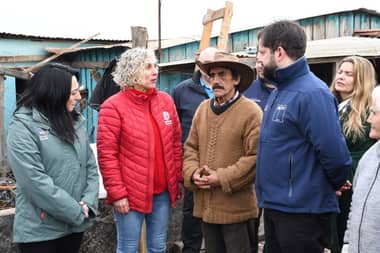 Alcaldesa de Molina expuso al Presidente Boric necesidad de defensas fluviales