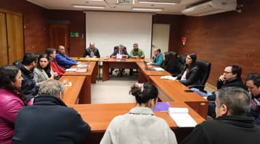 Alcalde de Rauco coordinó trabajos preventivos de obras públicas y viales con autoridades regionales