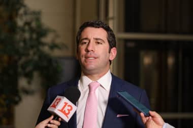 Diputado Benjamín Moreno anunció posibles acusaciones constitucionales contra ministros Montes y Jackson