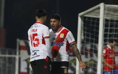 Muere la mufa: Curicó Unido vuelve al triunfo en La Granja