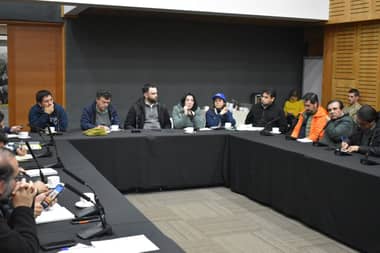 Gobernadora regional se reunió con 30 alcaldes del Maule para analizar situación tras sistema frontal