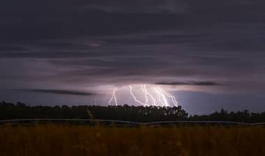 Pronostican tormentas eléctricas para Santiago, O'Higgins y el Maule