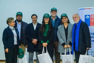 Ministros y autoridades locales realizaron diálogo ciudadano en Romeral
