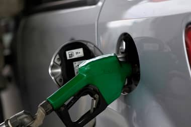 Bencinas subirán hasta $31 por litro este jueves