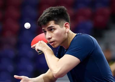 Gustavo Gómez aseguró medalla de bronce en el dobles del tenis de mesa en Santiago 2023