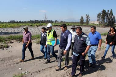 Diputado Pulgar inspeccionó reparación de canales en el Maule