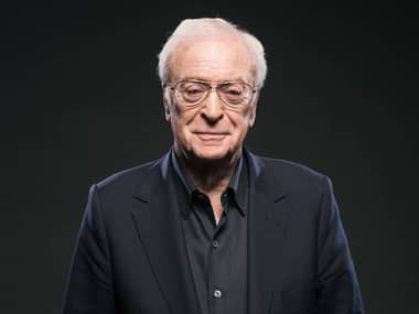 Actor británico Michael Caine anuncia su retirada del cine a los 90 años