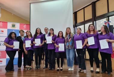 Taller de Habilidades Laborales certificó a 15 mujeres de Sarmiento en Curicó