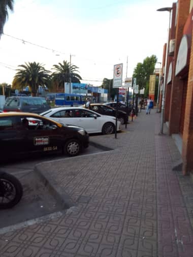 Llaman a respetar los estacionamientos para discapacitados en Curicó
