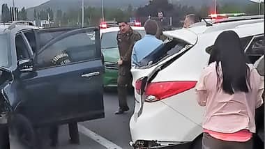 Carabineros recupera auto robado a conductor Uber