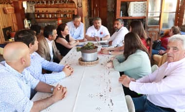 Alcalde de Rauco y seremi de Obras Públicas revisaron proyectos en sectores de la comuna