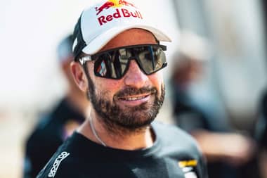Chaleco López es 3° en el Dakar: descalificado el polaco Eryk Goczal