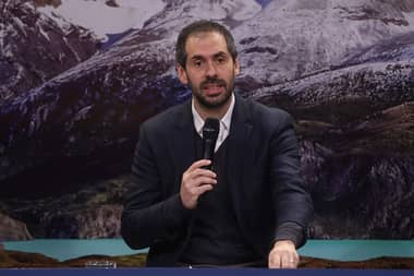 Ministro Grau descarta faltas a Ley de Lobby tras reunión con empresarios salmoneros