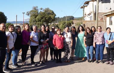 Ministra de la Mujer visitó Licantén y se reunió con agrupaciones locales