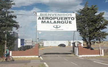 Municipio de Romeral trabaja convenio para exportar cerezas vía aérea por aeropuerto de Malargüe