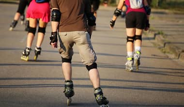 Vecinos de Curicó se reúnen en torno a una nueva versión del “Pedalea, Patina, Trota o Camina”