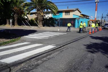 Continúan trabajos de demarcación vial en distintos puntos de Curicó