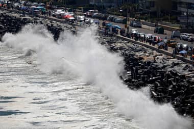 Anuncias marejadas para la costa de Arica al Golfo de Penas hasta el 25 de marzo