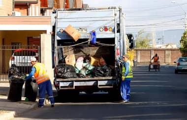 Municipio de Curicó llama a acogerse a rebajas de multas e interés por derechos de aseo
