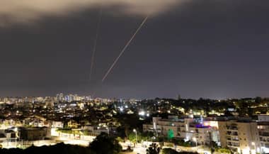 Israel dice que Irán ha lanzado más de 200 drones, misiles de crucero y balísticos