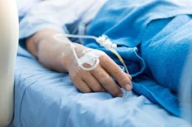 Comisión de Salud del Senado aprobó en general la idea de legislar por la muerte asistida