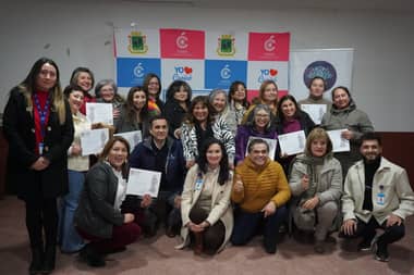 Centro de Acción de la Mujer Alhué de Curicó cerró proyecto cultural de confección