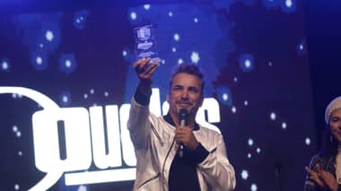 Municipio de Molina festejó el Día de la Madre con show de Douglas y feria de emprendedores