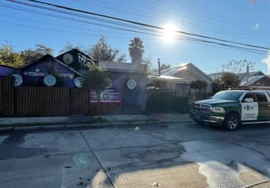 Vecinos piden ayuda para damnificada por incendio en Curicó