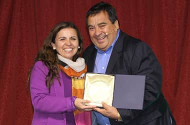 Municipalidad de Hualañé celebró el Día del Padre con show de música y humor