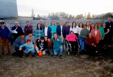 Municipio de Curicó y vecinos de San Martín de Las Piedras entregaron terreno para construcción de nueva multicancha