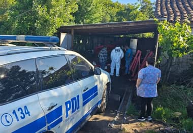 Mecánico murió aplastado por un vehículo en Villa Alegre