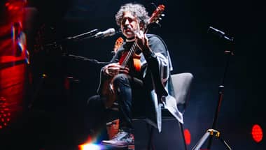 Manuel García celebra 20 años de "Pánico" con gira por Europa y concierto en Curicó