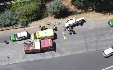 Camioneta volcó tras colisión con vehículo menor en cruce de Pichingal en Molina