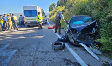 Colisión frontal entre camión y auto deja un lesionado en Sagrada Familia