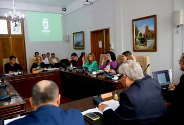 Concejo Municipal de Curicó aprobó licitaciones para diversos proyectos comunales