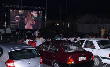 Noche de película bajo las estrellas: Proyectarán "Grease" en autocinema para el día de los enamorados