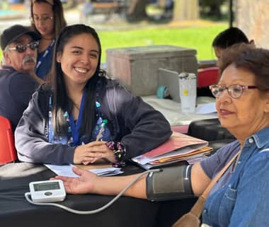 Municipio de Molina realizó operativo de salud para mujeres en la Plaza de Armas