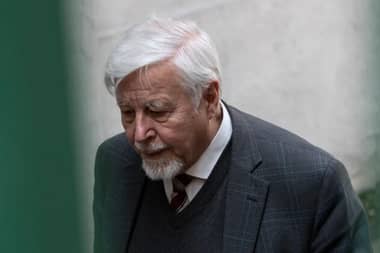 Diputado Celedón por Papa Francisco: "Luchó contra la corrupción y los privilegios dentro de la Iglesia"