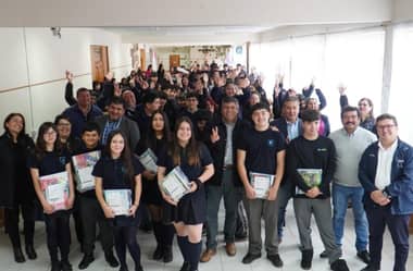 Junaeb completa entrega de más de 149 mil sets de útiles escolares a nivel regional
